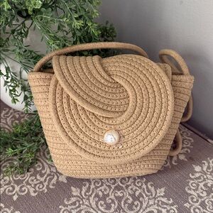Vacation Ready! Tan Woven Pearl Accent Shoulder Bag; NWOT